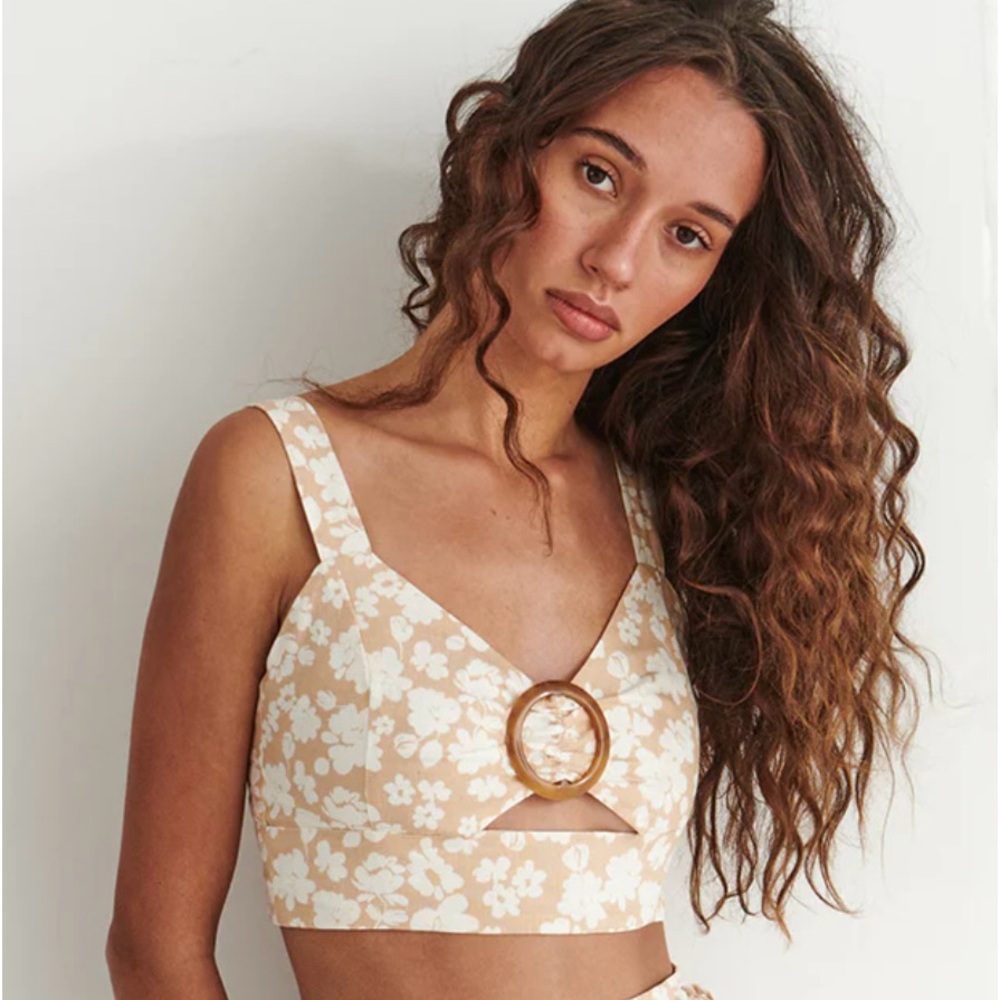 Ghanda cropped floral top!!!